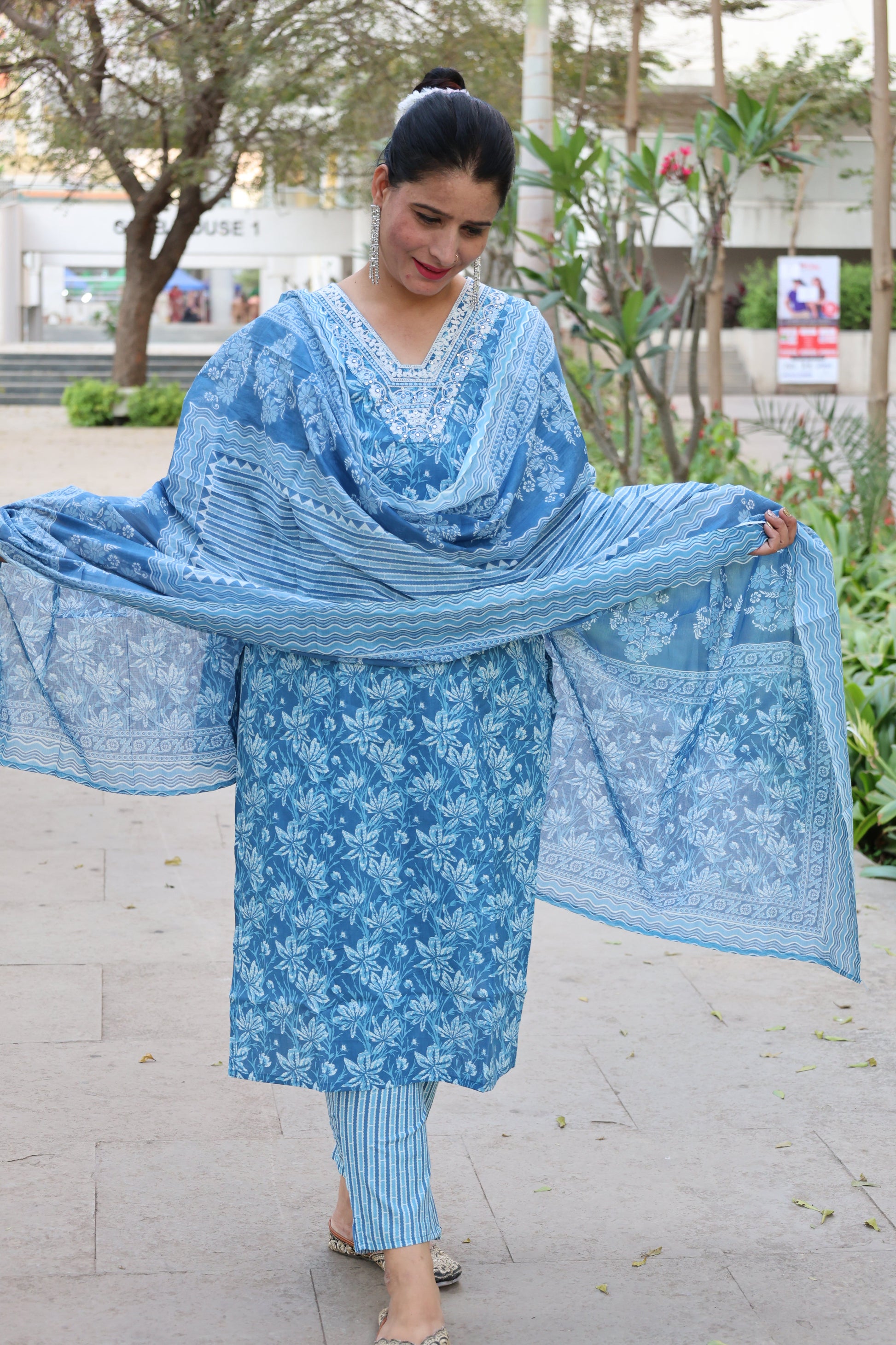 Indigo Pure Cotton Straight Cut Suit | Kalamkari Print | Elegant Ethnic Wear - Har Pal Fashionable