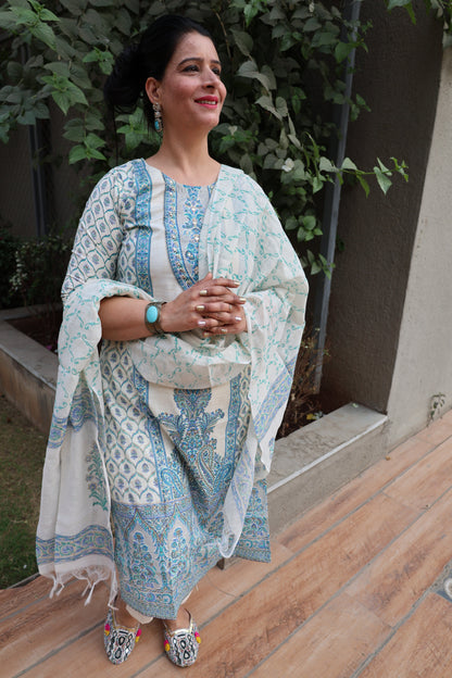 Ivory Khadi Cotton Straight Cut Suit – Block Digital Print | Elegant Ethnic Wear - Har Pal Fashionable