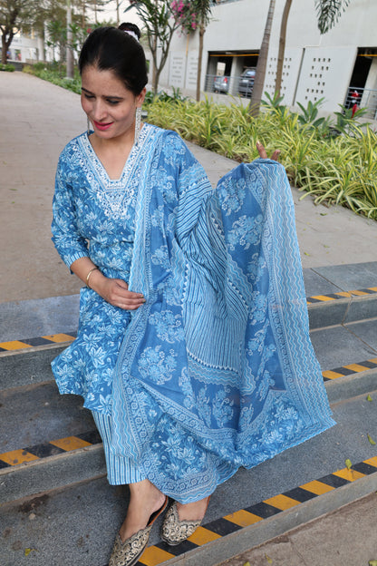 Indigo Pure Cotton Straight Cut Suit | Kalamkari Print | Elegant Ethnic Wear - Har Pal Fashionable
