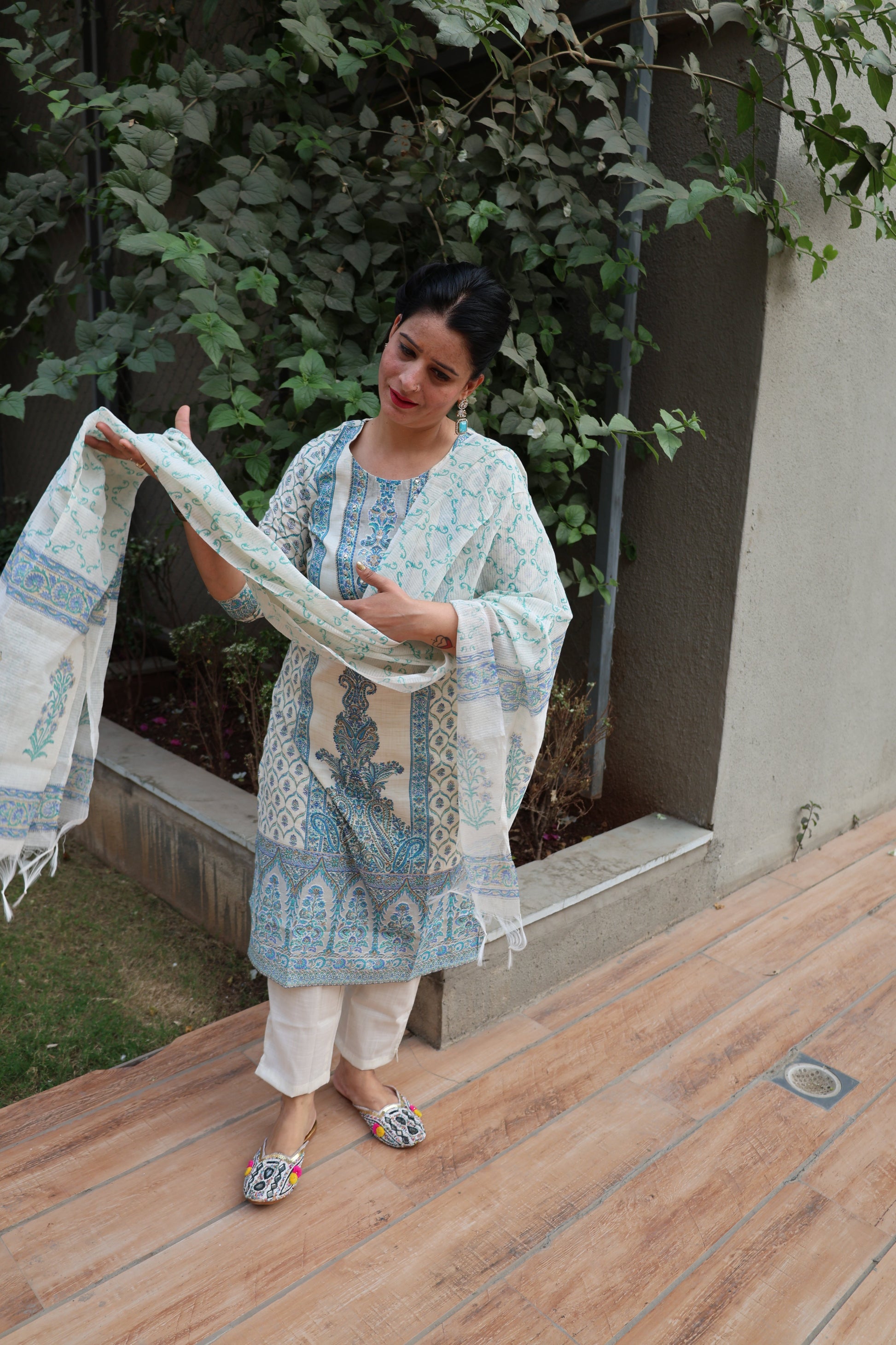 Ivory Khadi Cotton Straight Cut Suit – Block Digital Print | Elegant Ethnic Wear - Har Pal Fashionable
