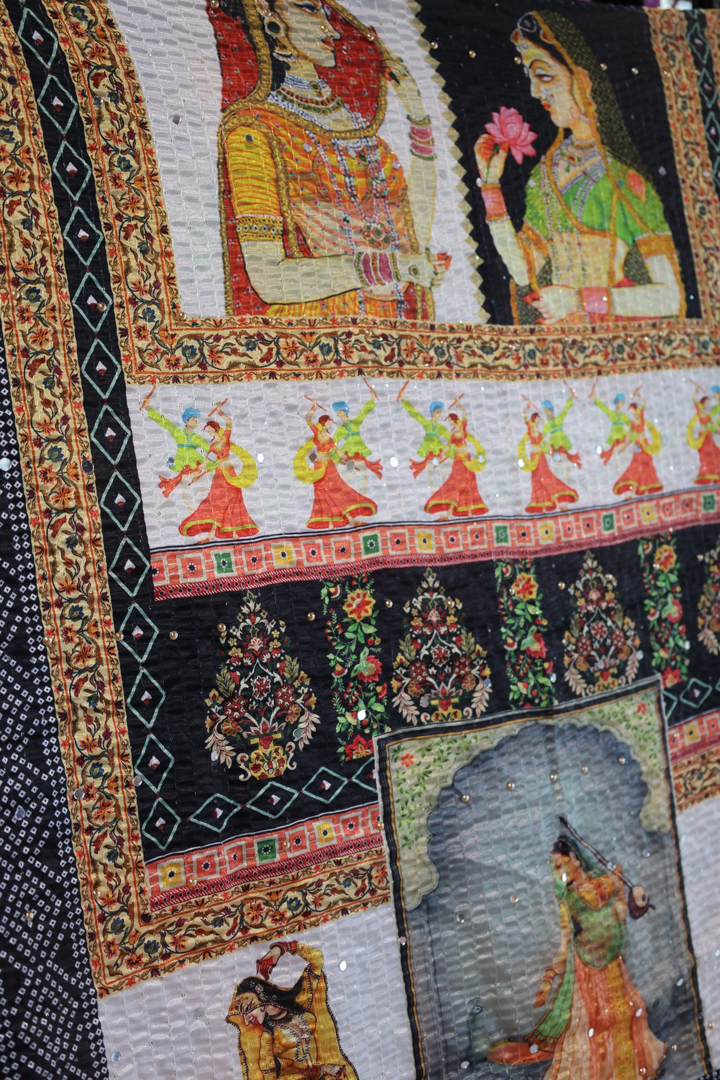 Ethnic Motifs Printed Dupatta With Mirror Work