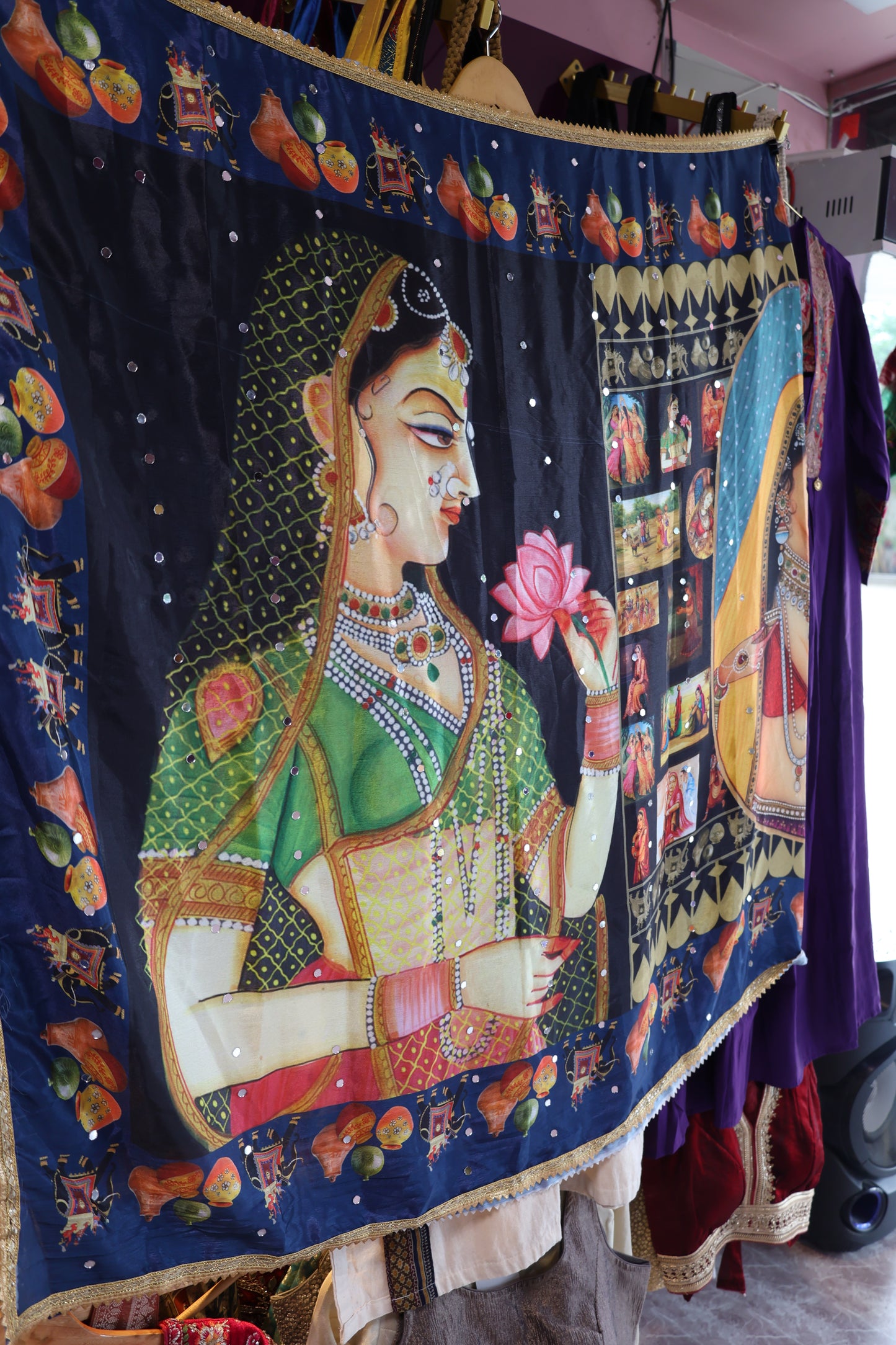 Ethnic Motifs Printed Dupatta With Mirror Work