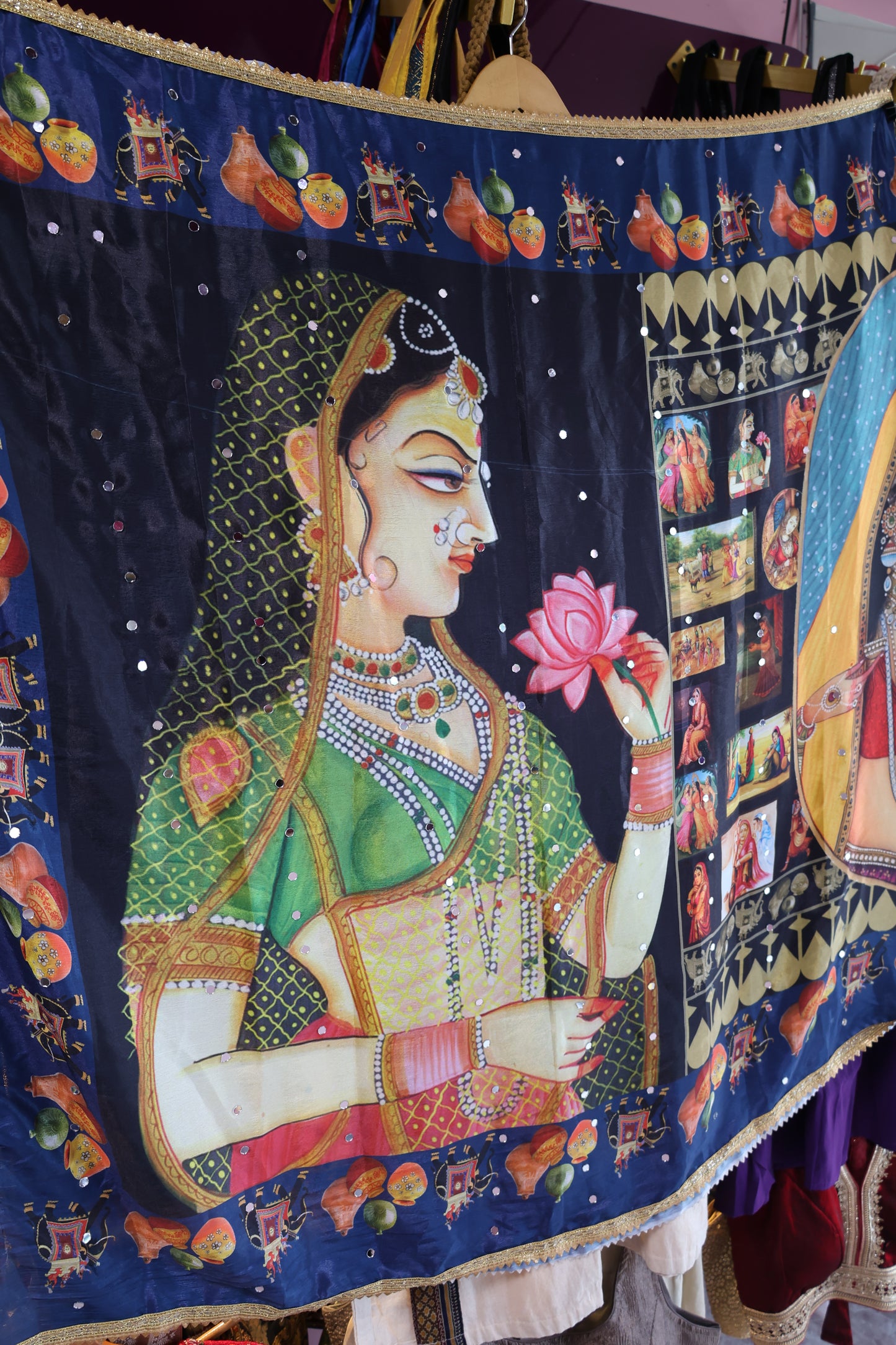 Ethnic Motifs Printed Dupatta With Mirror Work